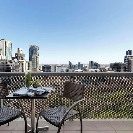 Oaks Melbourne On William Suites-2